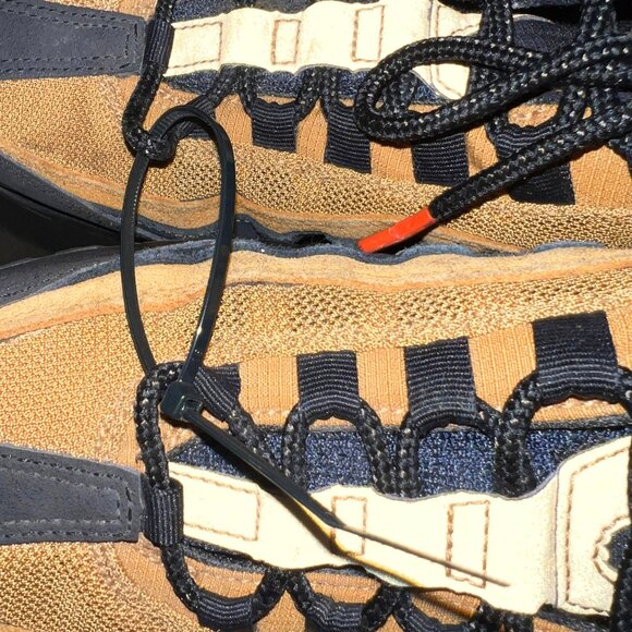 Nike Air Max 95 Size 8.5 Essential 'Cosmic Clay' AT9865-014 (2019) - Picture 7 of 9